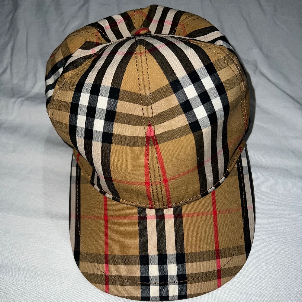 Burberry hat